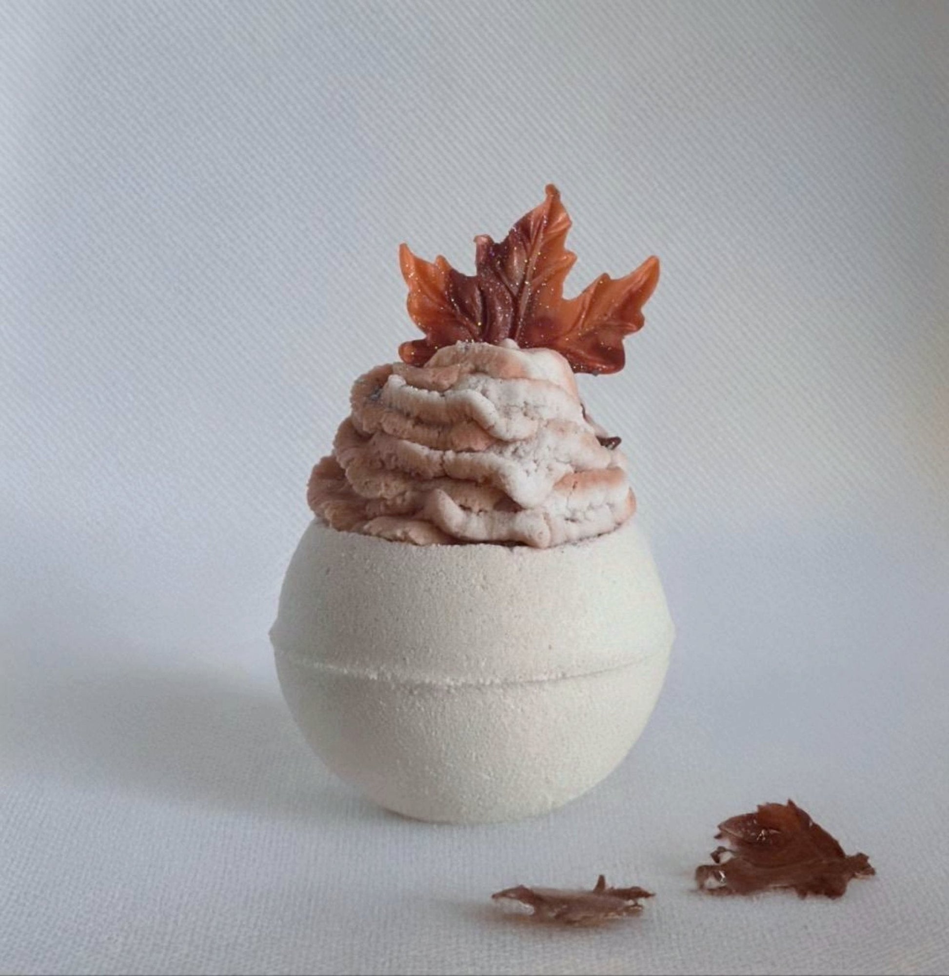 Fall Bath Bomb Gift Set – 4 Bubble Bath Bombs with Frosting & Soap Leaves - Bath & Body Products ByRawand
