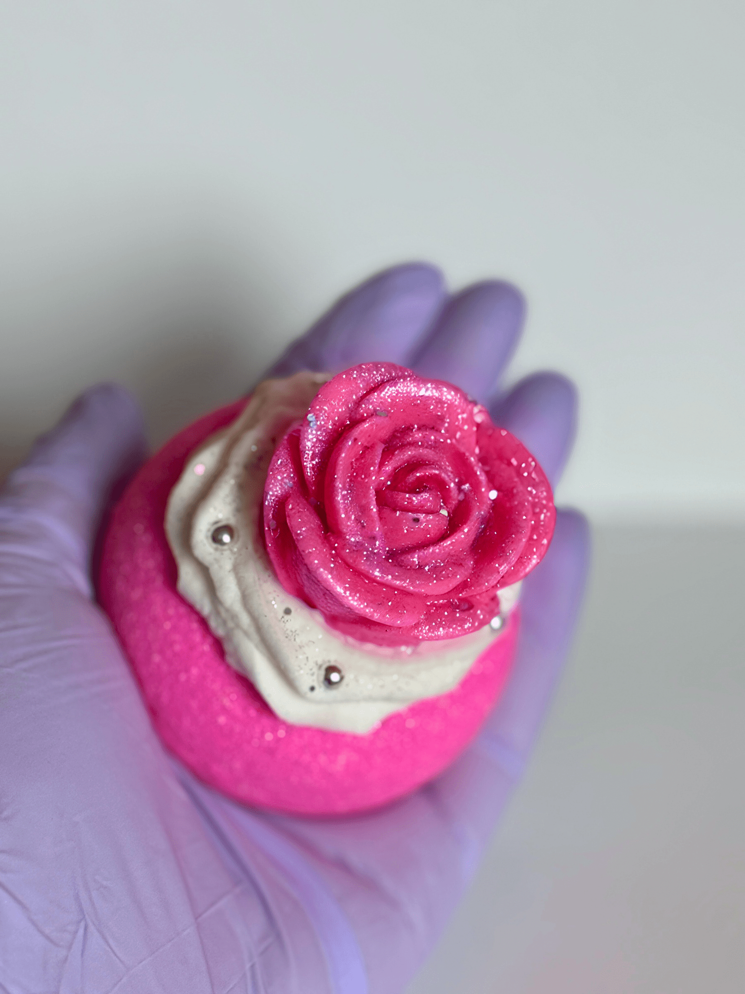 Rosé Whipped Bloom – Luxury Rose Bath Bomb with Bubble Bath Frosting & Soap Flower - Bath & Body Products ByRawand