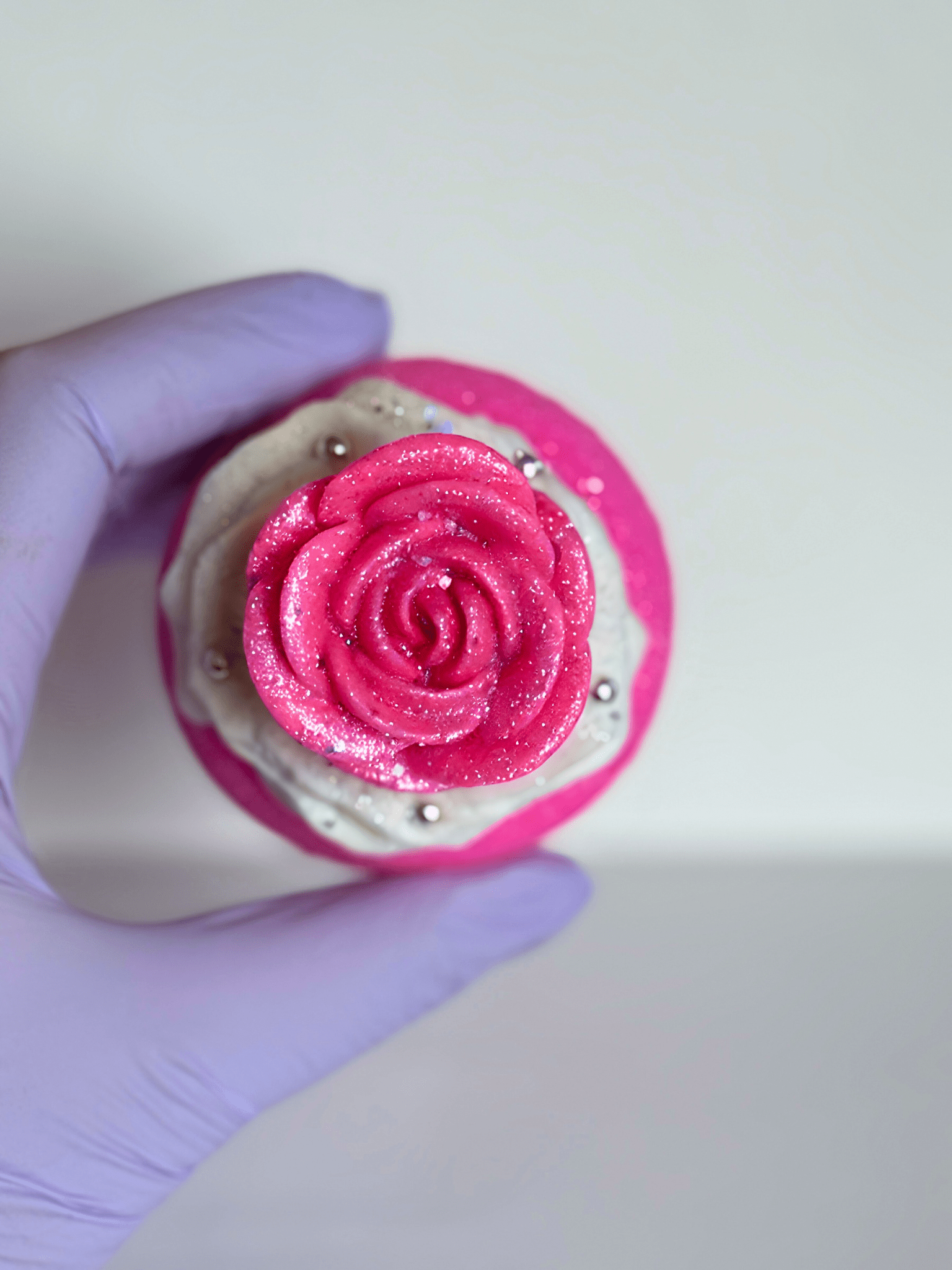 Rosé Whipped Bloom – Luxury Rose Bath Bomb with Bubble Bath Frosting & Soap Flower - Bath & Body Products ByRawand
